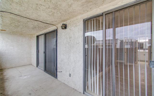 8421 Hearth Drive 31, Houston, TX 77054