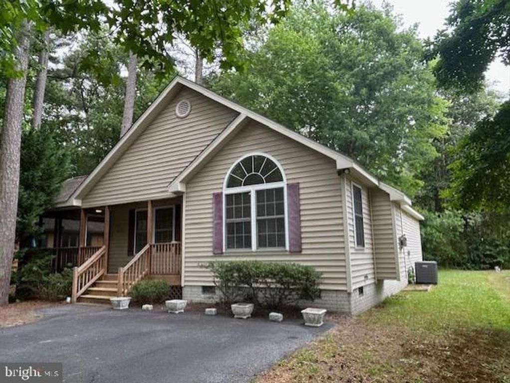 Image 1 of property listing at 31 FOOTBRIDGE, Ocean Pines, MD 21811