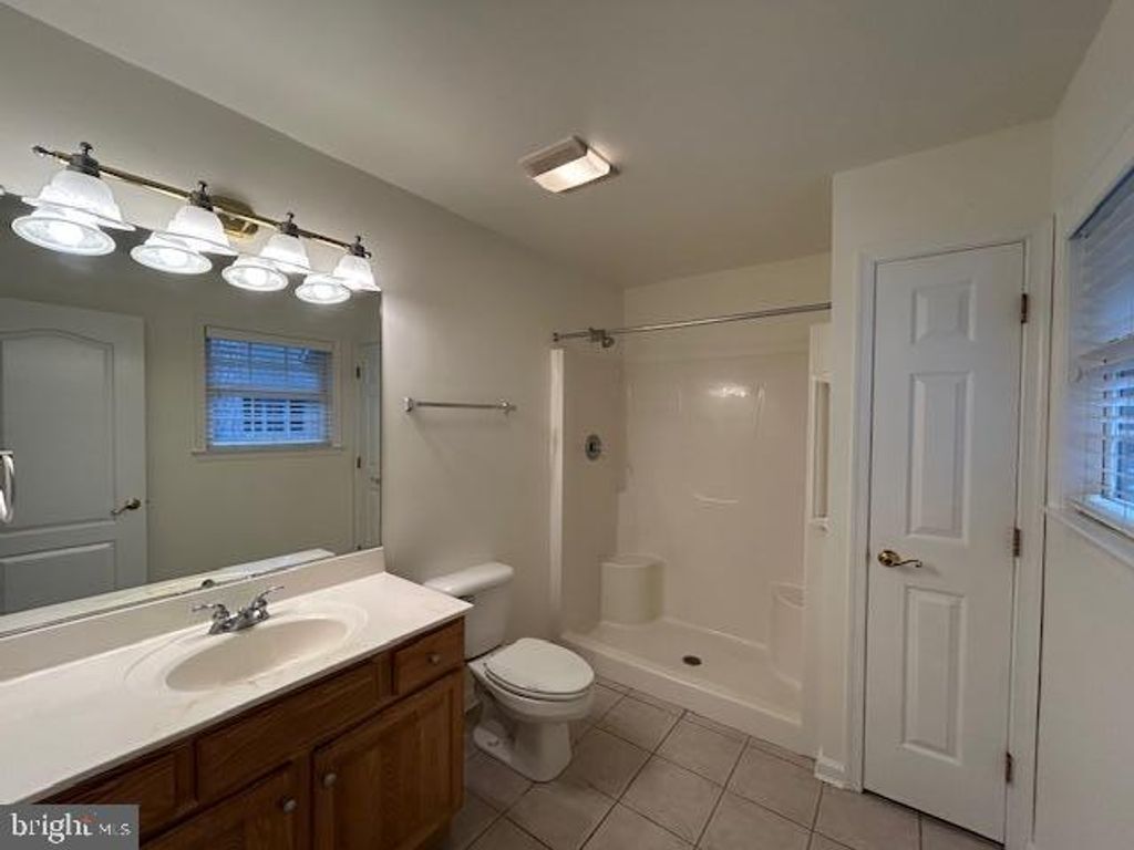 Image 9 of property listing at 31 FOOTBRIDGE, Ocean Pines, MD 21811
