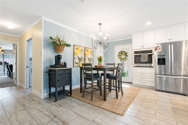 409 Shadow Mountain Drive, Woodway, TX 76712