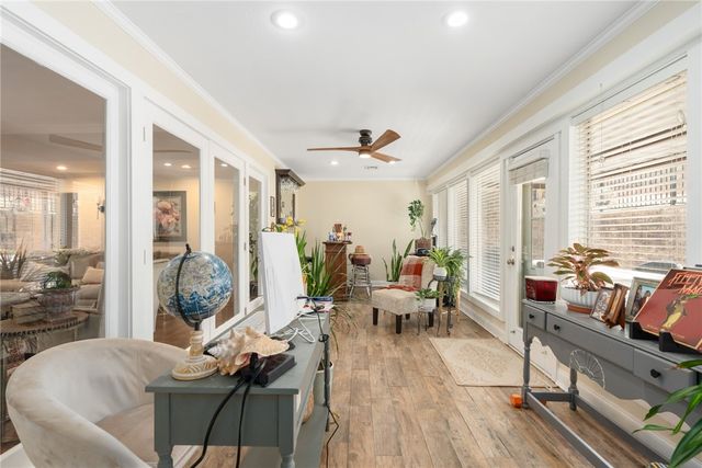 409 Shadow Mountain Drive, Woodway, TX 76712