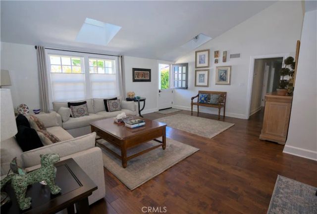 1736 Bayport Way, Newport Beach, CA 92660