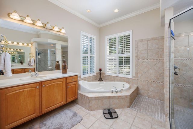 4630 Soundside Drive, Gulf Breeze, FL 32563