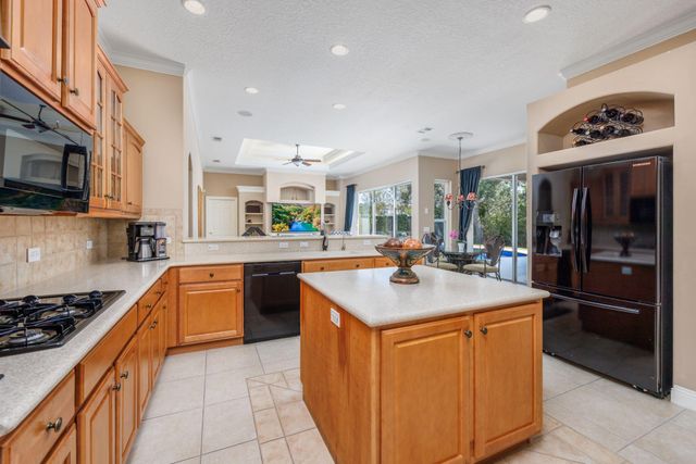 4630 Soundside Drive, Gulf Breeze, FL 32563