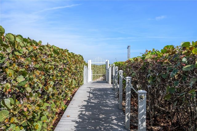 1480 Ocean Drive 4E, Vero Beach, FL 32963