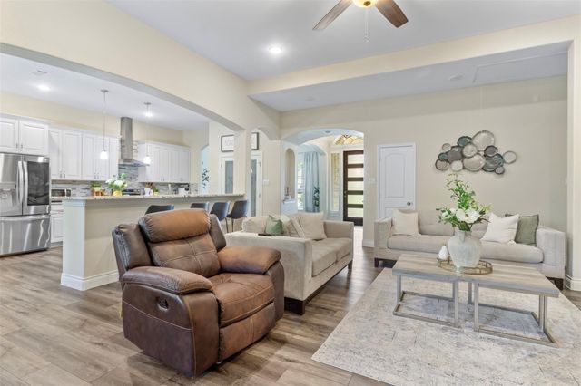 13336 Lake Breeze Lane, Willis, TX 77318