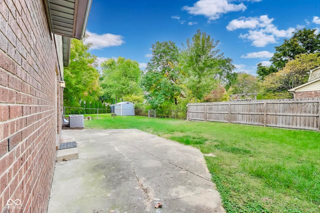 7222 Brompton Court, Indianapolis, IN 46250