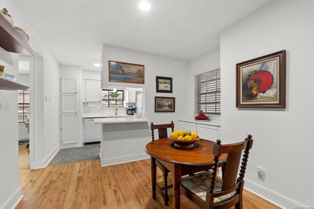 10955 Wurzbach Rd Apt 102, San Antonio, TX 78230