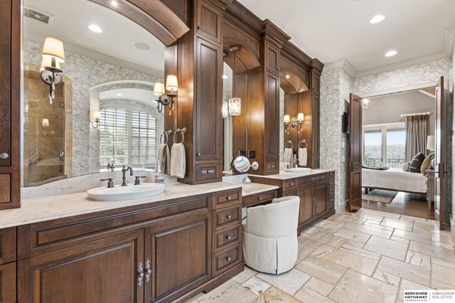 3511 S 228th Terrace, Elkhorn, NE 68022