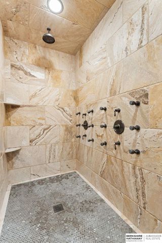 3511 S 228th Terrace, Elkhorn, NE 68022