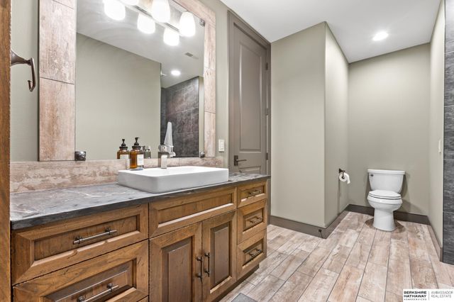 3511 S 228th Terrace, Elkhorn, NE 68022
