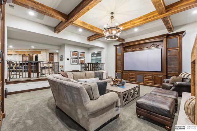 3511 S 228th Terrace, Elkhorn, NE 68022