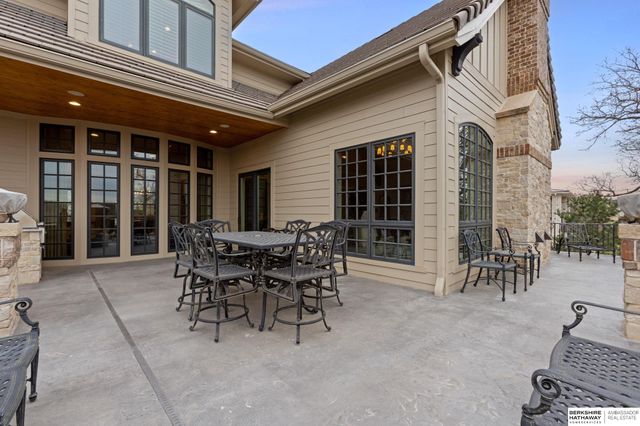 3511 S 228th Terrace, Elkhorn, NE 68022