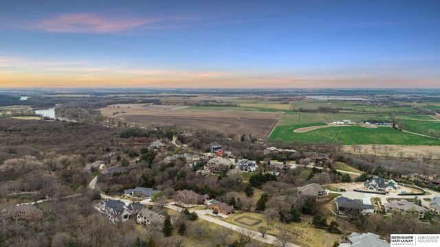 3511 S 228th Terrace, Elkhorn, NE 68022