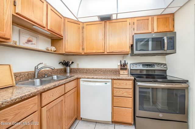 2700 N Highway A1a 9-110, Indialantic, FL 32903