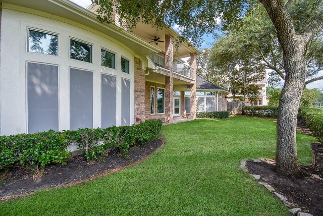 3211 Riviera Drive, Sugar Land, TX 77479