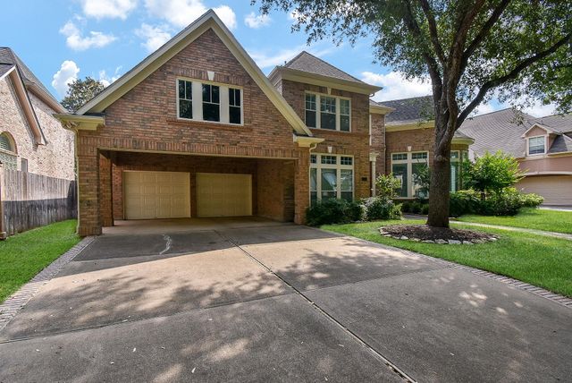 3211 Riviera Drive, Sugar Land, TX 77479