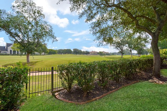 3211 Riviera Drive, Sugar Land, TX 77479