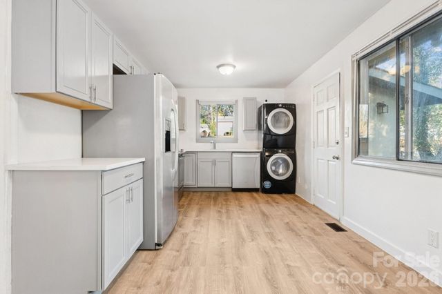 2701 Sonora Lane, Charlotte, NC 28208