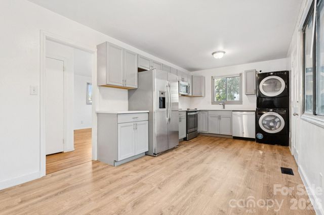 2701 Sonora Lane, Charlotte, NC 28208