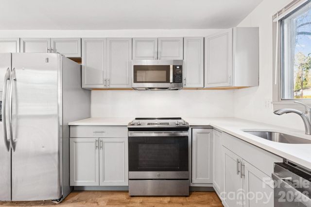 2701 Sonora Lane, Charlotte, NC 28208