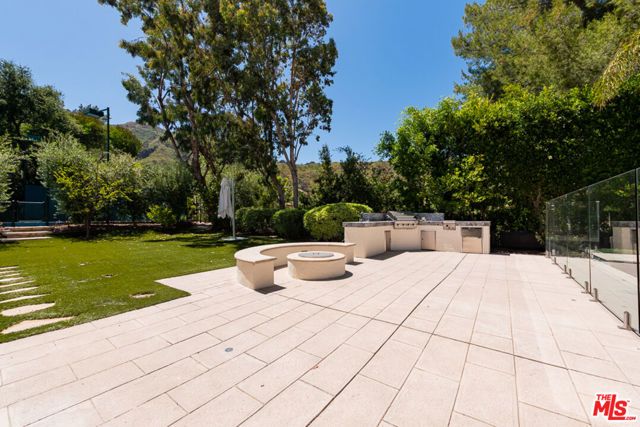 17636 Camino De Yatasto, Pacific Palisades (los Angeles), CA 90272