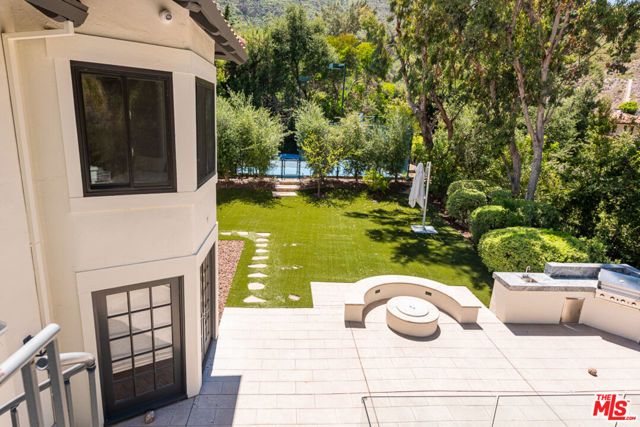 17636 Camino De Yatasto, Pacific Palisades (los Angeles), CA 90272