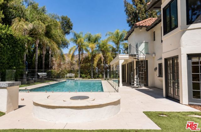 17636 Camino De Yatasto, Pacific Palisades (los Angeles), CA 90272