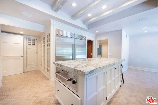 17636 Camino De Yatasto, Pacific Palisades (los Angeles), CA 90272