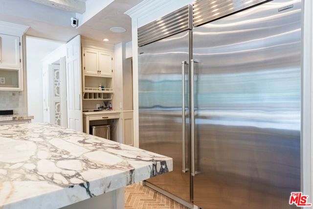 17636 Camino De Yatasto, Pacific Palisades (los Angeles), CA 90272