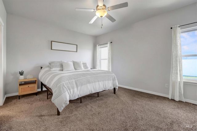 429 Southwood Ave W, Twin Falls, ID 83301