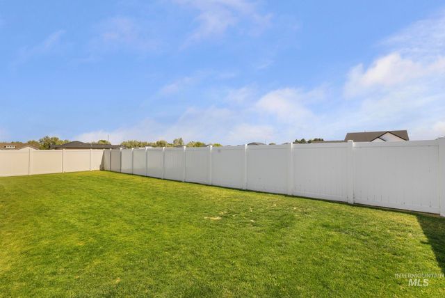429 Southwood Ave W, Twin Falls, ID 83301