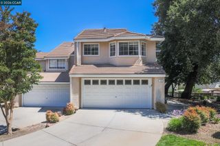 1002 Pinehurst Ct, Concord, CA 94521