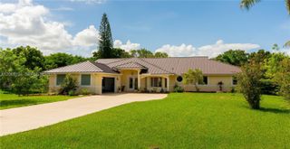 20430 SW 53rd Place, Pembroke Pines, FL 33332