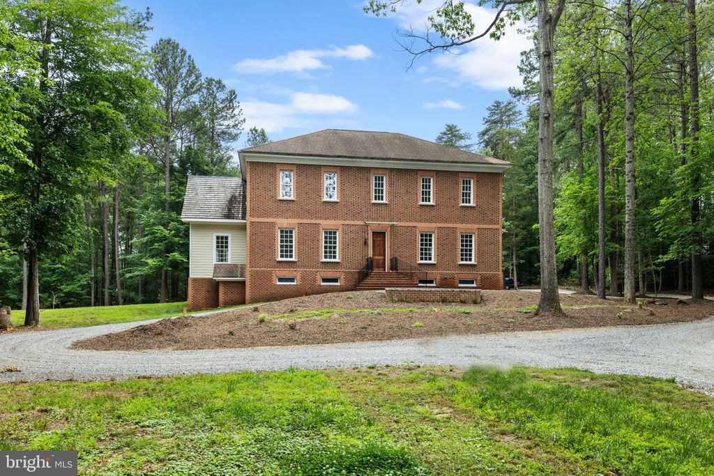 13173 SCOTCHTOWN RD, Beaverdam, VA 23015