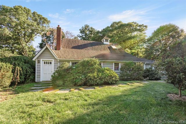 953 Ripley Lane, Oyster Bay, NY 11771