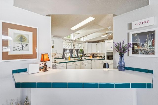 176 FLORENCE BOULEVARD, Debary, FL 32713