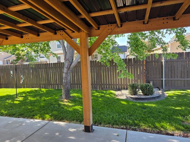 106 E Murtaugh Lake Dr, Middleton, ID 83644