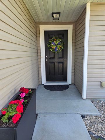 106 E Murtaugh Lake Dr, Middleton, ID 83644