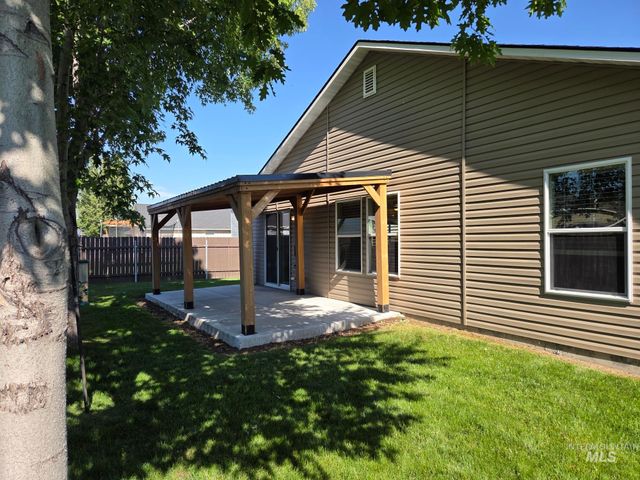 106 E Murtaugh Lake Dr, Middleton, ID 83644