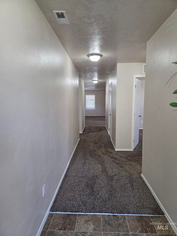 106 E Murtaugh Lake Dr, Middleton, ID 83644
