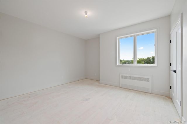 15 Ridge Avenue 206, Spring Valley, NY 10977