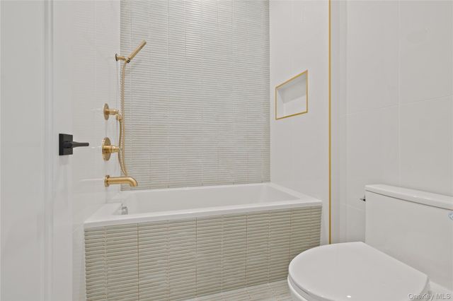 15 Ridge Avenue 206, Spring Valley, NY 10977