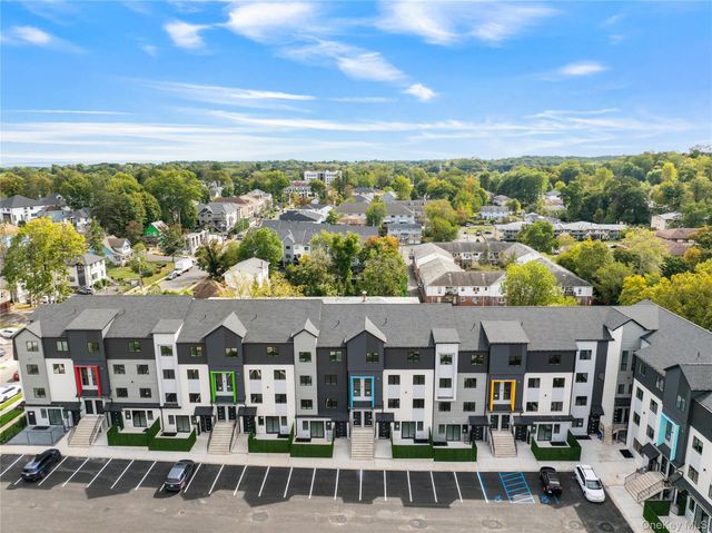 15 Ridge Avenue 206, Spring Valley, NY 10977