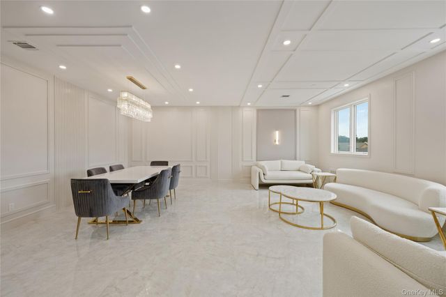 15 Ridge Avenue 206, Spring Valley, NY 10977