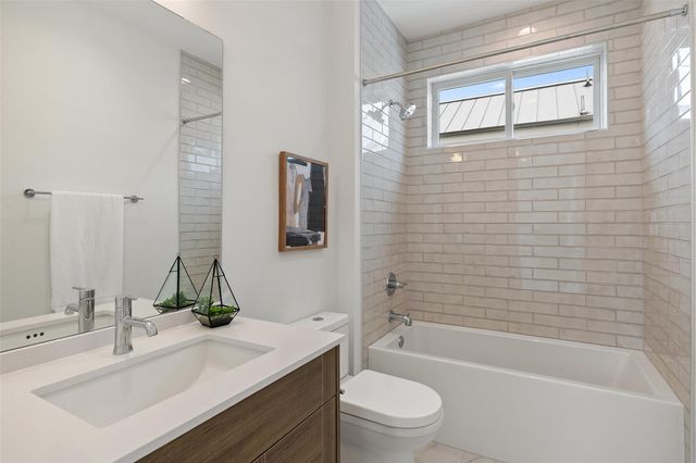 900 S 2nd ST 21, Austin, TX 78704