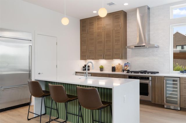 900 S 2nd ST 21, Austin, TX 78704