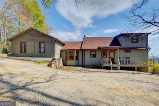 56 Fairview Avenue, Blairsville, GA 30512
