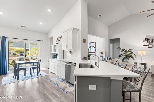 6939 English Holly Court SW, Ocean Isle Beach, NC 28469