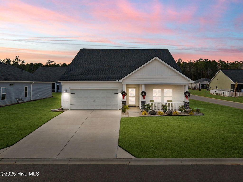 6939 English Holly Court SW, Ocean Isle Beach, NC 28469